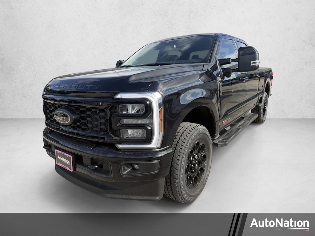 New 2026 Ford F-250 LARIAT Truck Crew Cab