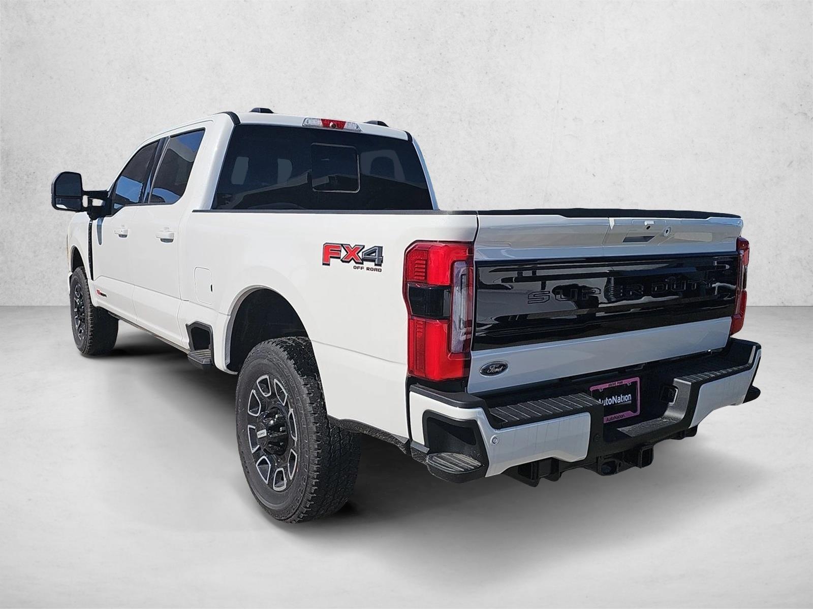 2026 Ford F-250 Super Duty Platinum - Photo 3