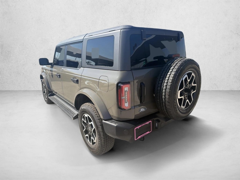 New 2026 Ford Bronco Outer Banks SUV