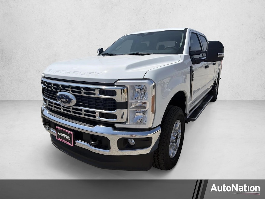 New 2026 Ford F-250 XLT Truck Crew Cab