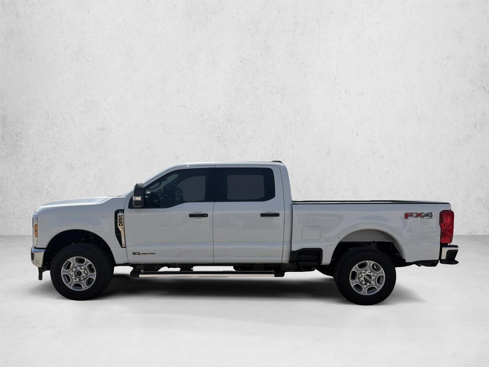 New 2026 Ford F-250 XLT Truck Crew Cab