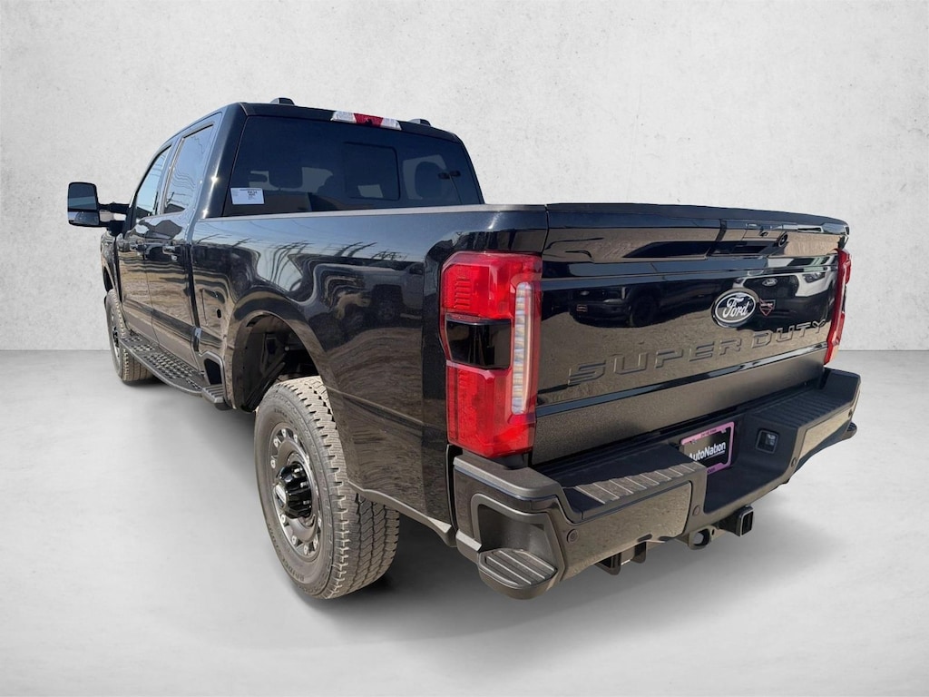 New 2027 Ford F-250 XLT Truck Crew Cab