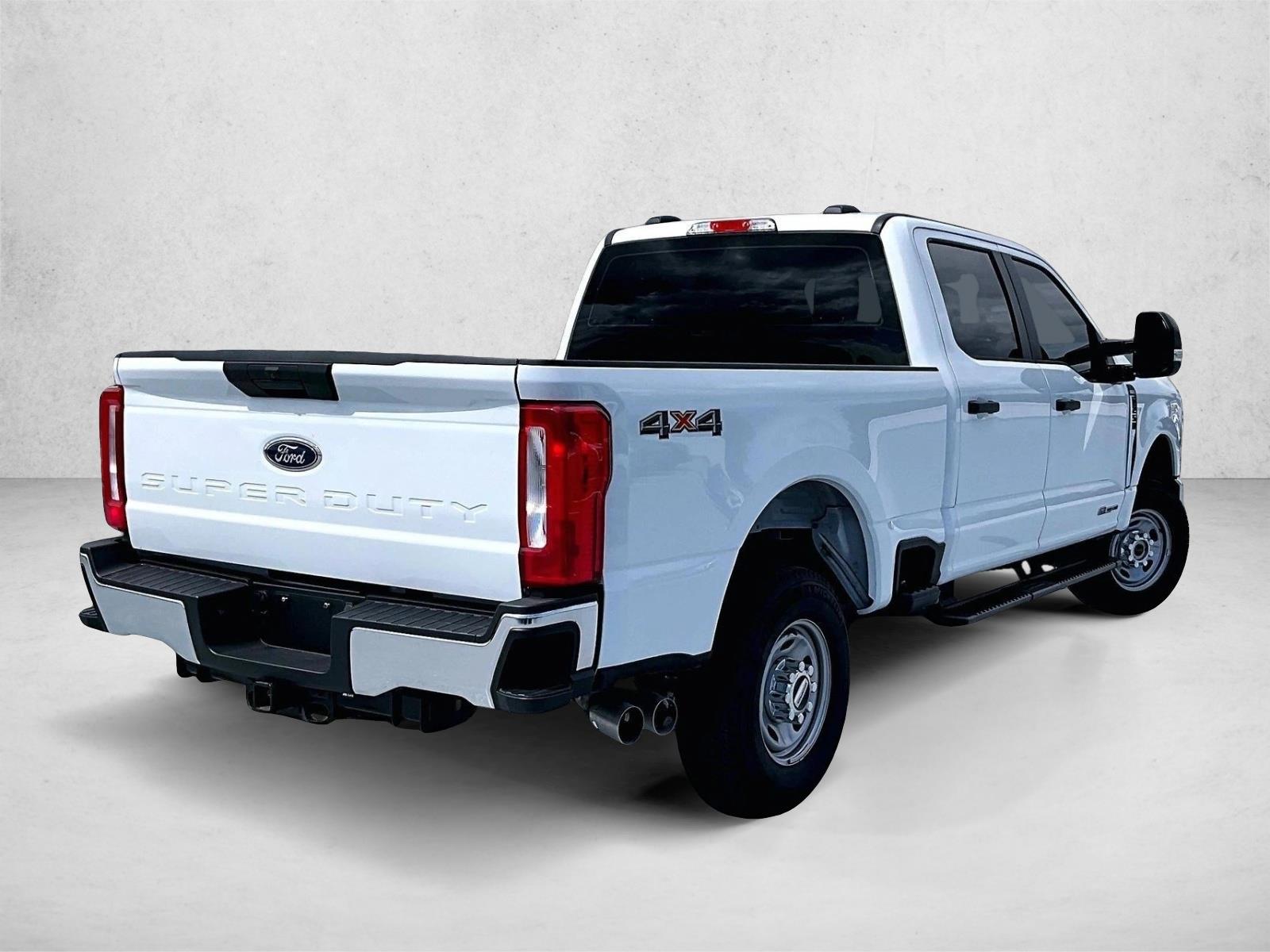 Used 2025 Ford F-250 XL Truck Crew Cab