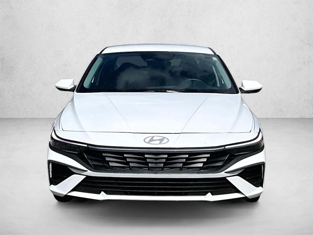 Used 2025 Hyundai Elantra Hybrid Blue Sedan