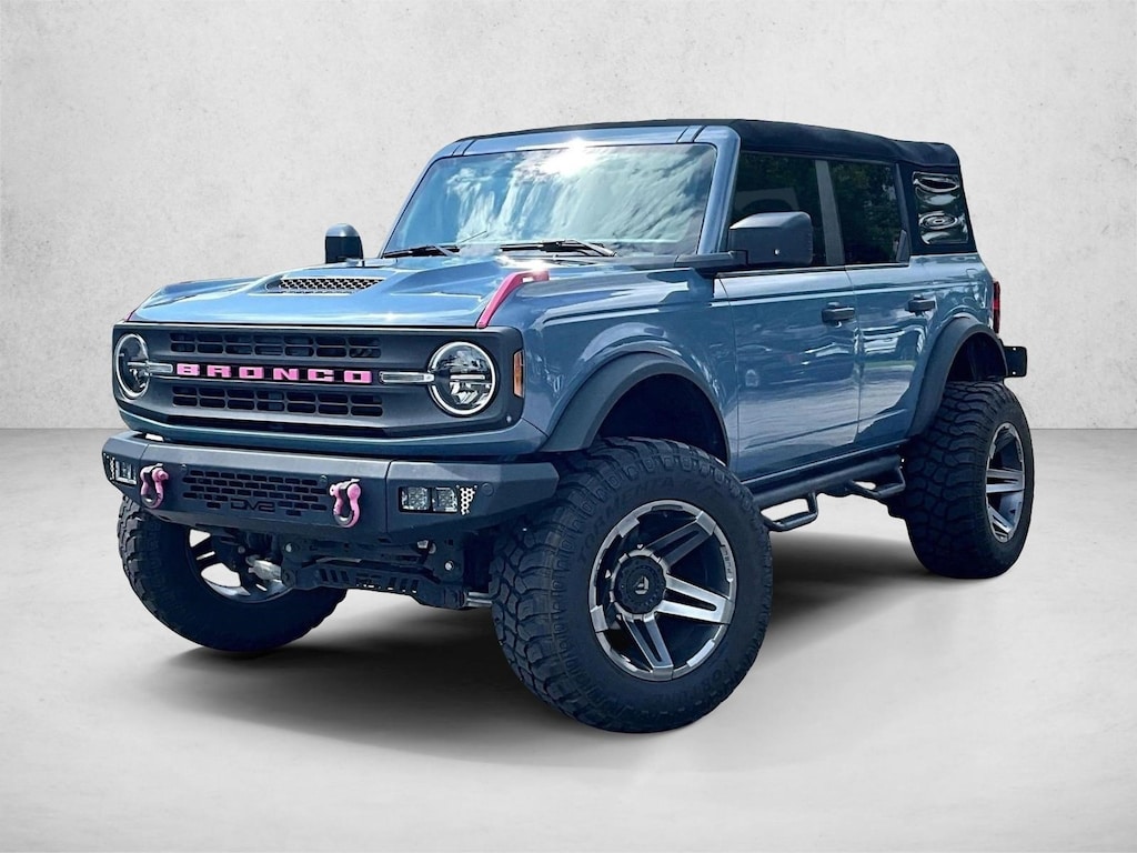 Used 2023 Ford Bronco Base SUV