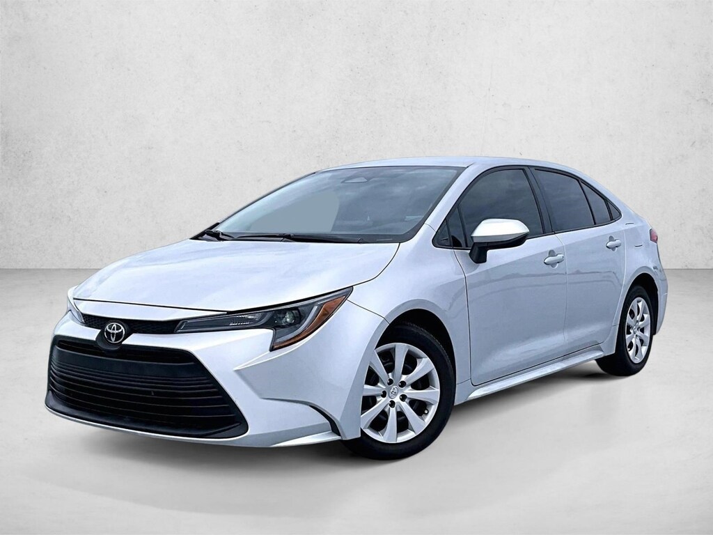 Used 2025 Toyota Corolla LE Sedan