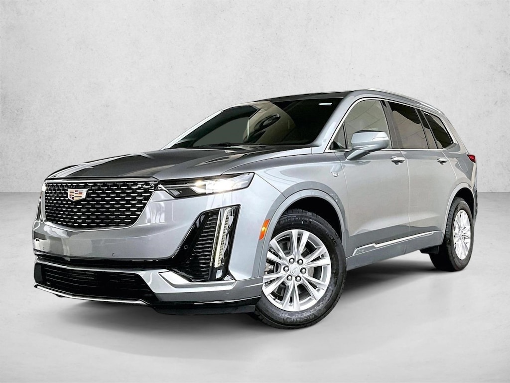 Used 2025 CADILLAC XT6 FWD Luxury SUV