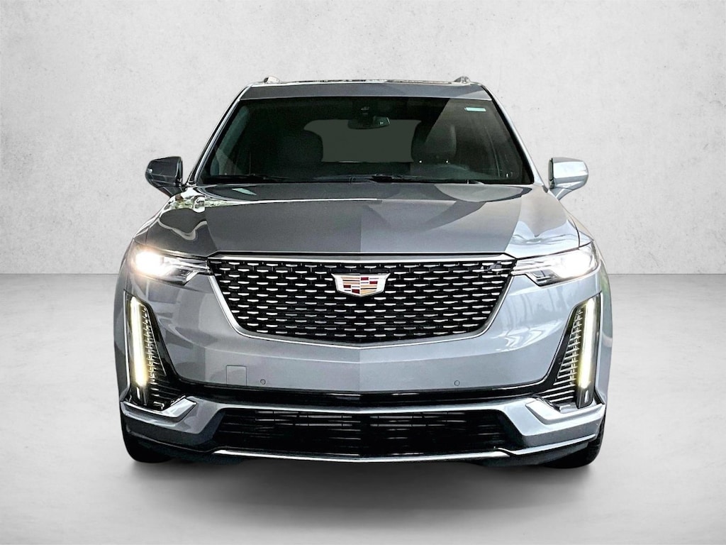 Used 2025 CADILLAC XT6 FWD Luxury SUV