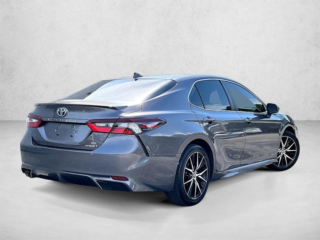 Used 2024 Toyota Camry Hybrid Hybrid SE Sedan