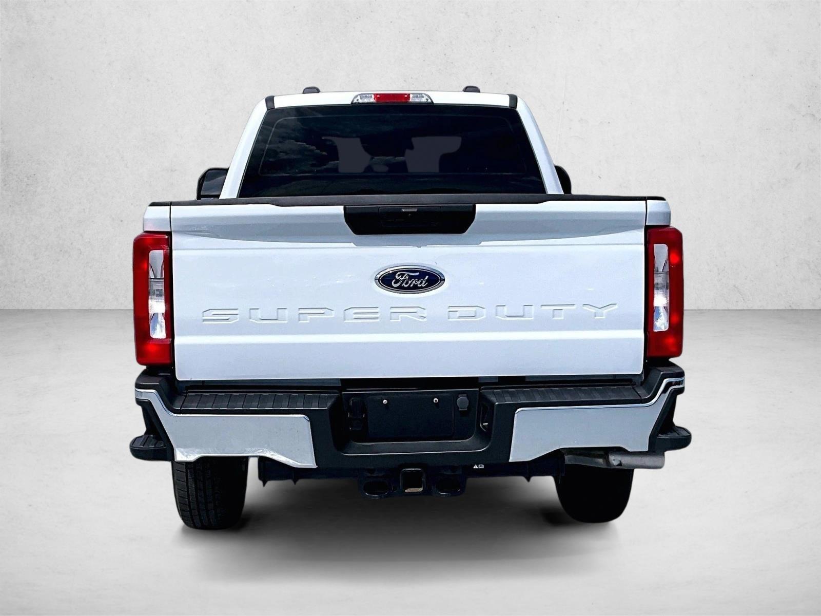 Used 2025 Ford F-250 XL Truck Crew Cab