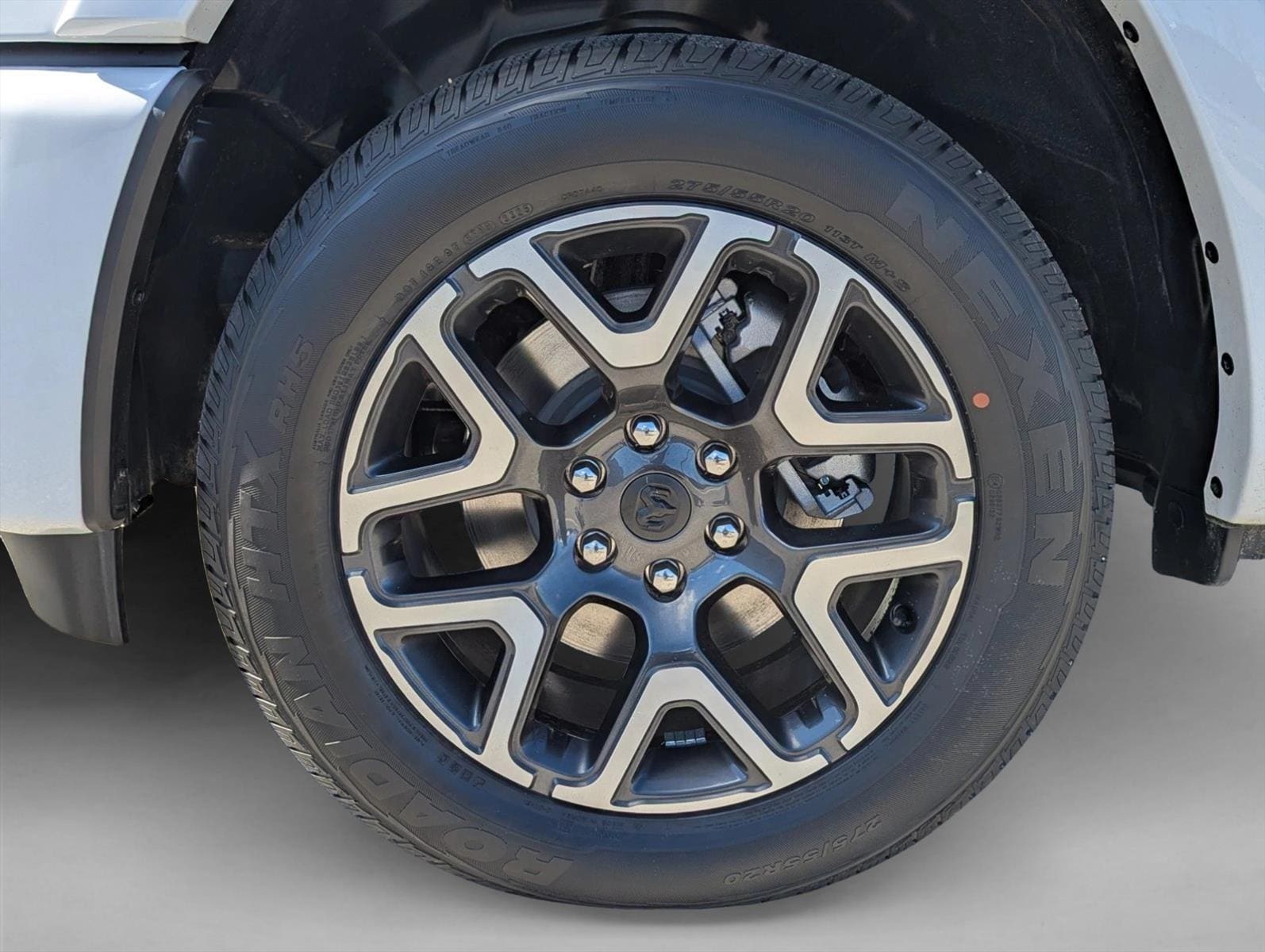 2026 RAM 1500 Laramie - Photo 9