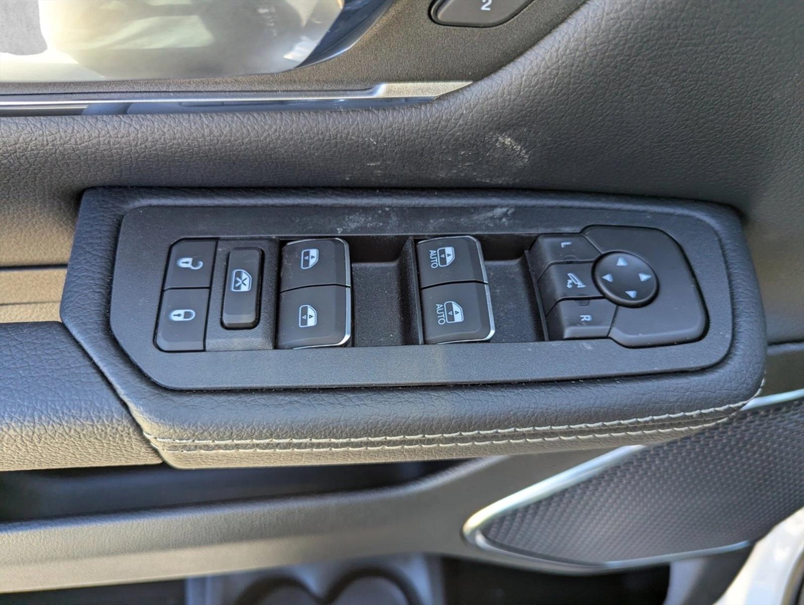 2026 RAM 1500 Laramie - Photo 10