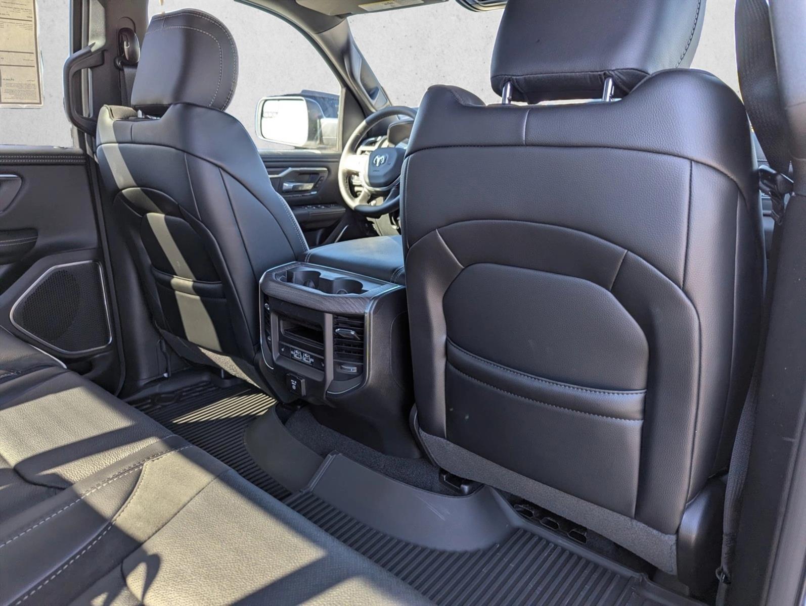 2026 RAM 1500 Laramie - Photo 29
