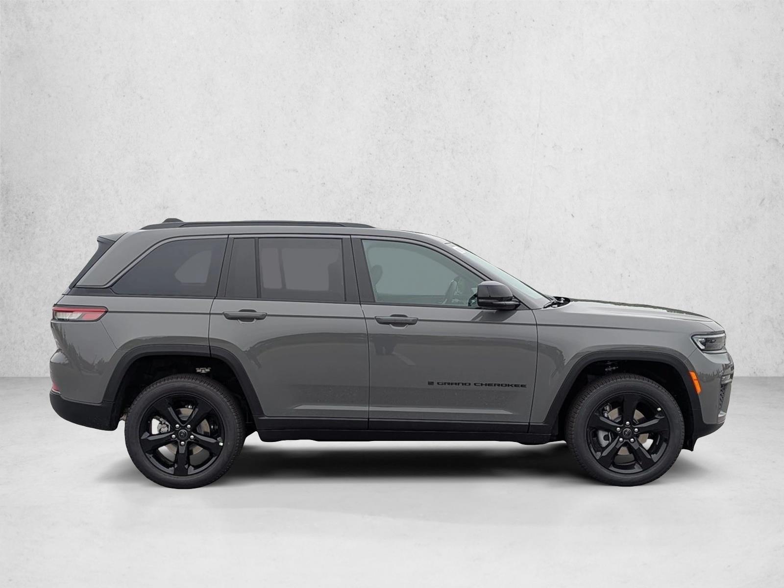 New 2027 Jeep Grand Cherokee Limited SUV