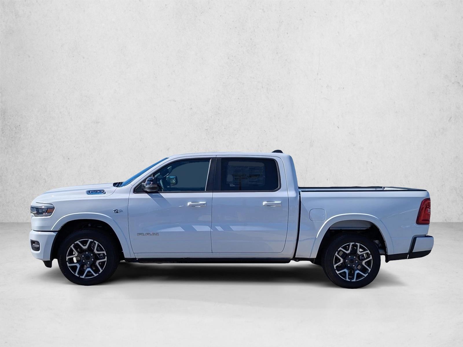 2026 RAM 1500 Laramie - Photo 8