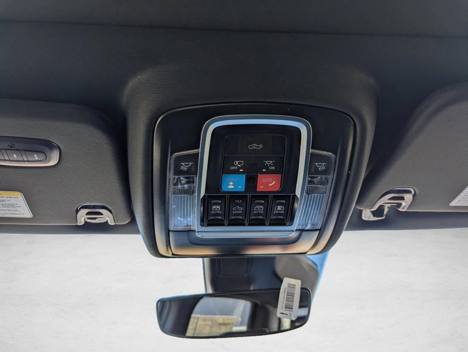 2026 RAM 1500 Laramie - Photo 21
