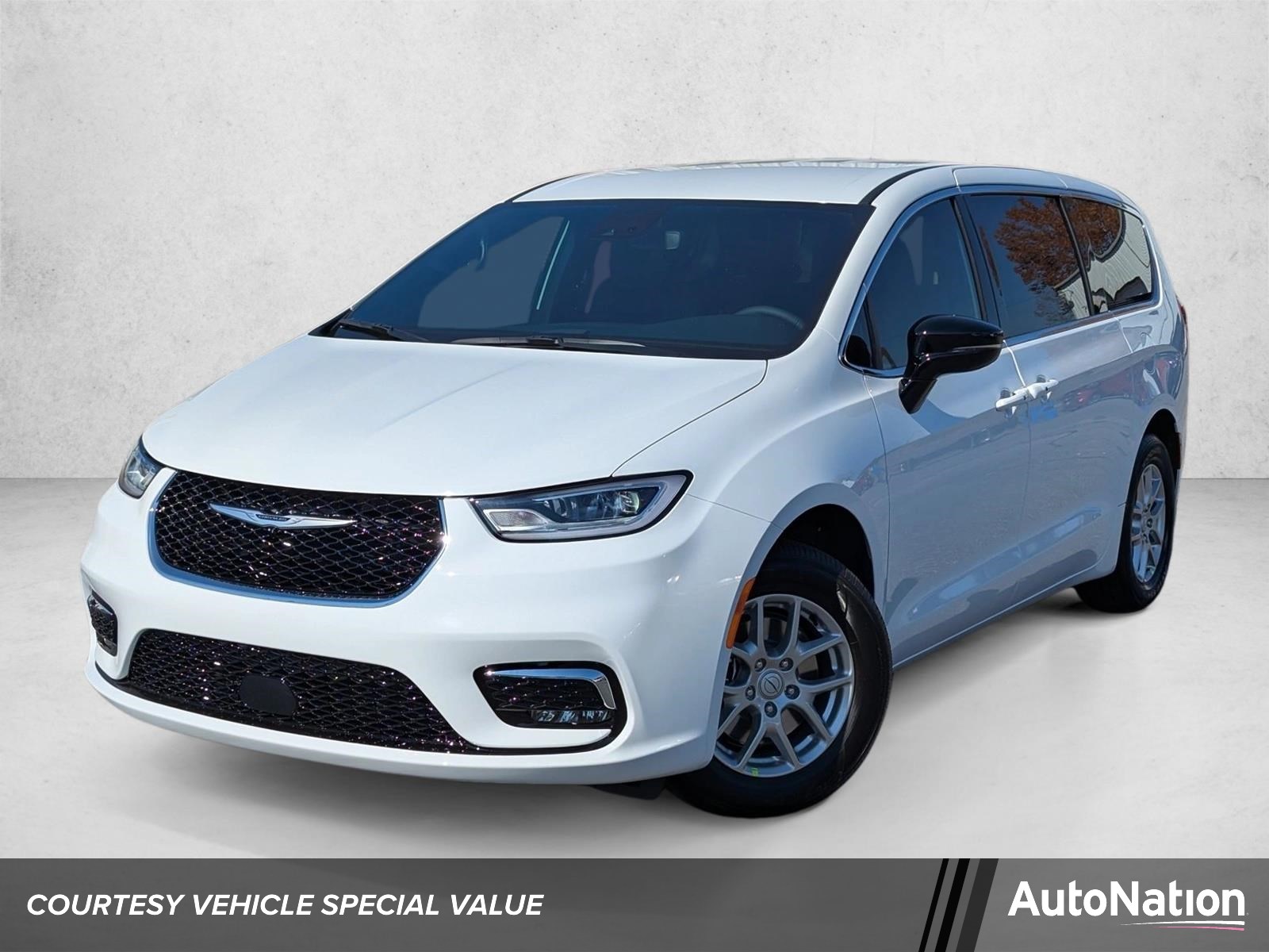 New 2026 Chrysler Pacifica Select Van Passenger Van