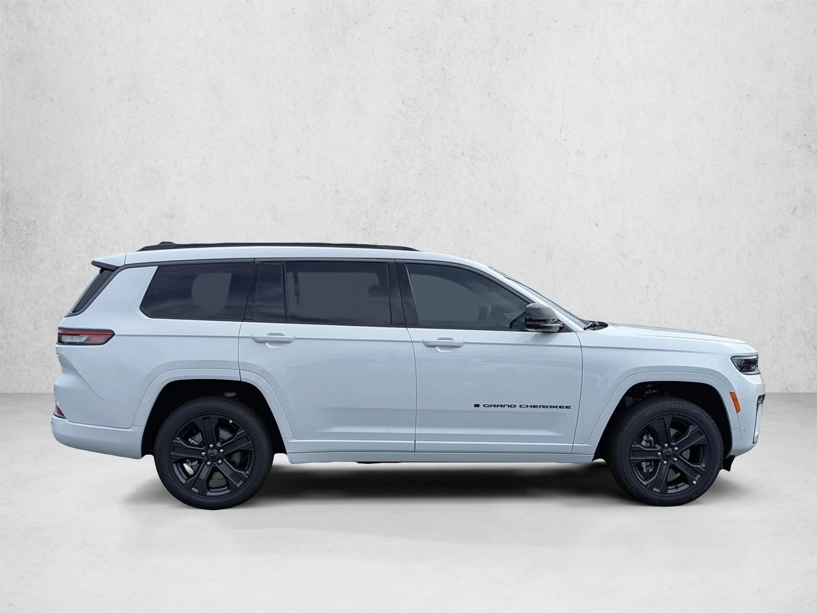 New 2027 Jeep Grand Cherokee Limited Reserve SUV
