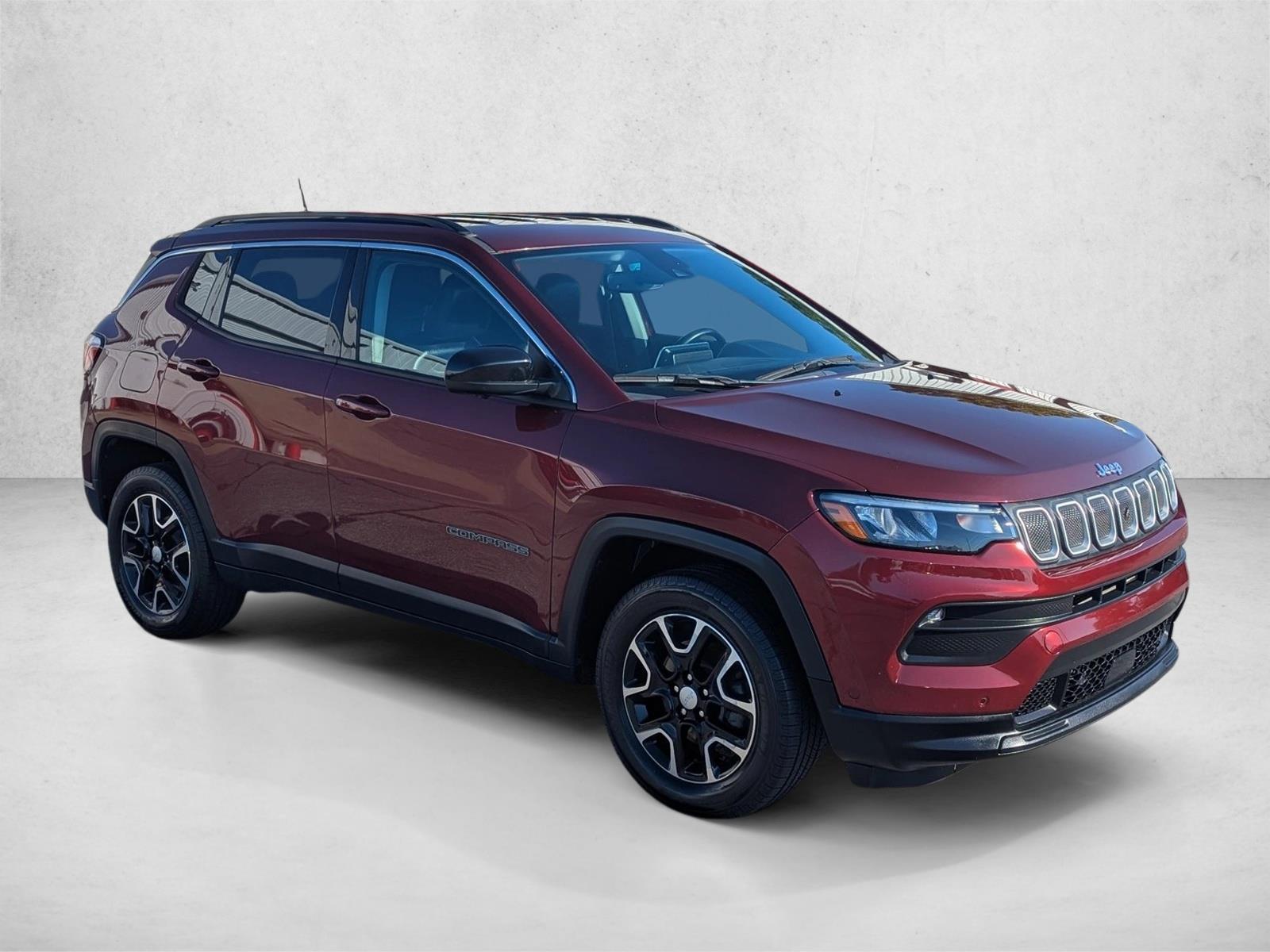 Used 2022 Jeep Compass Latitude Sport Utility