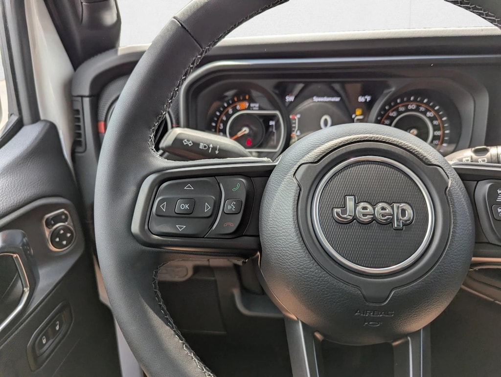 New 2025 Jeep Wrangler Rubicon SUV