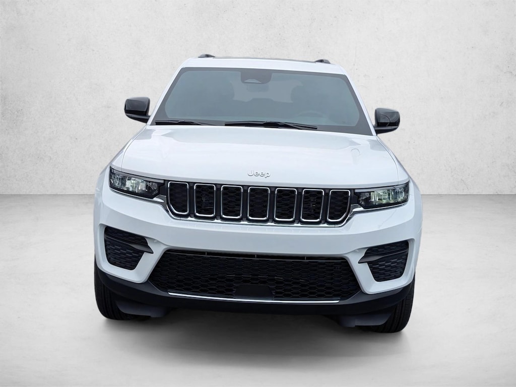 New 2027 Jeep Grand Cherokee Laredo X SUV