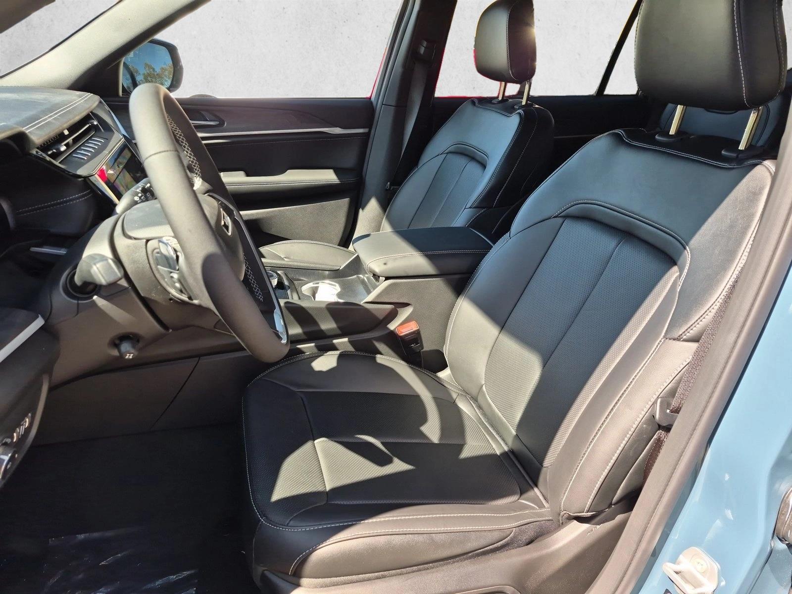 New 2026 Jeep Grand Cherokee L Limited Reserve SUV