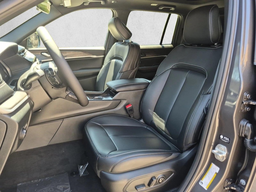 New 2026 Jeep Grand Cherokee Limited SUV