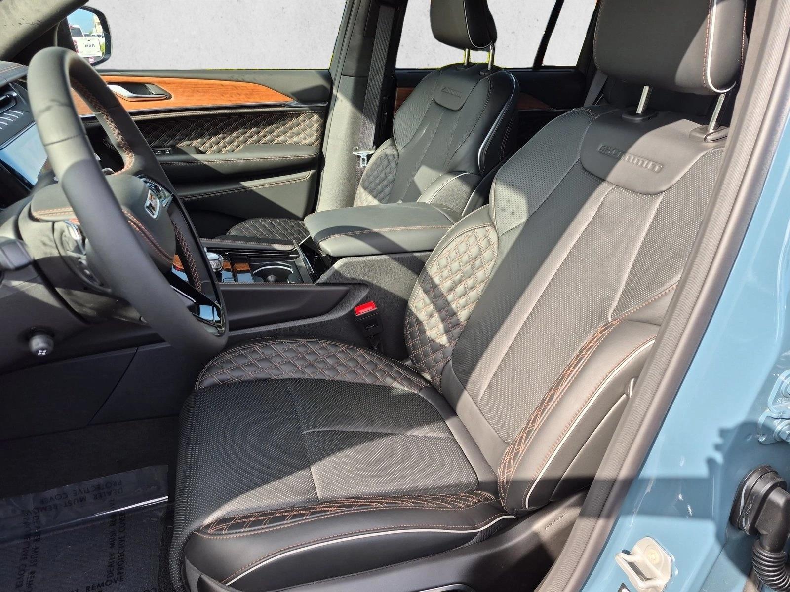 New 2026 Jeep Grand Cherokee Summit SUV