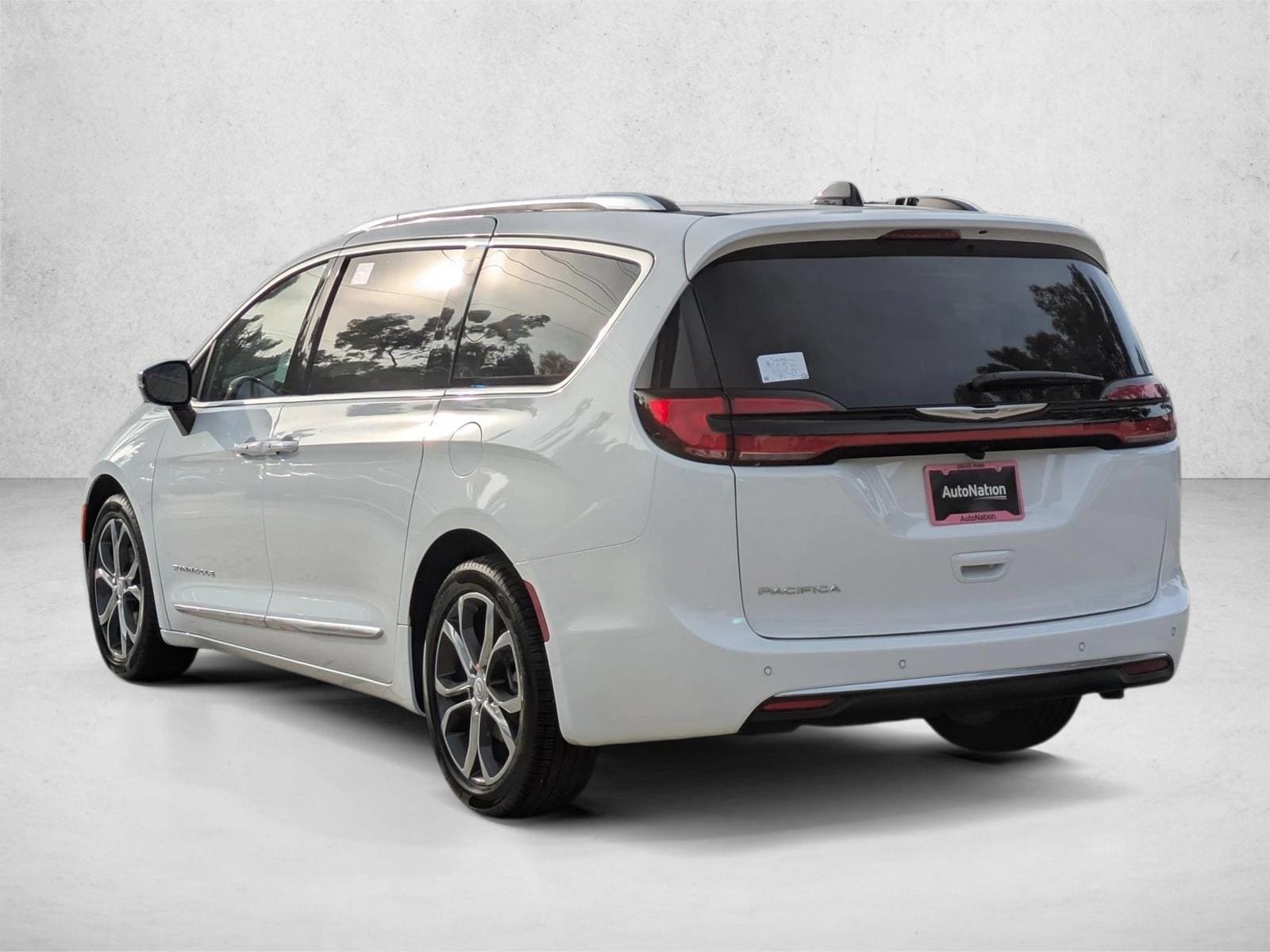 2026 Chrysler Pacifica Pinnacle - Photo 8