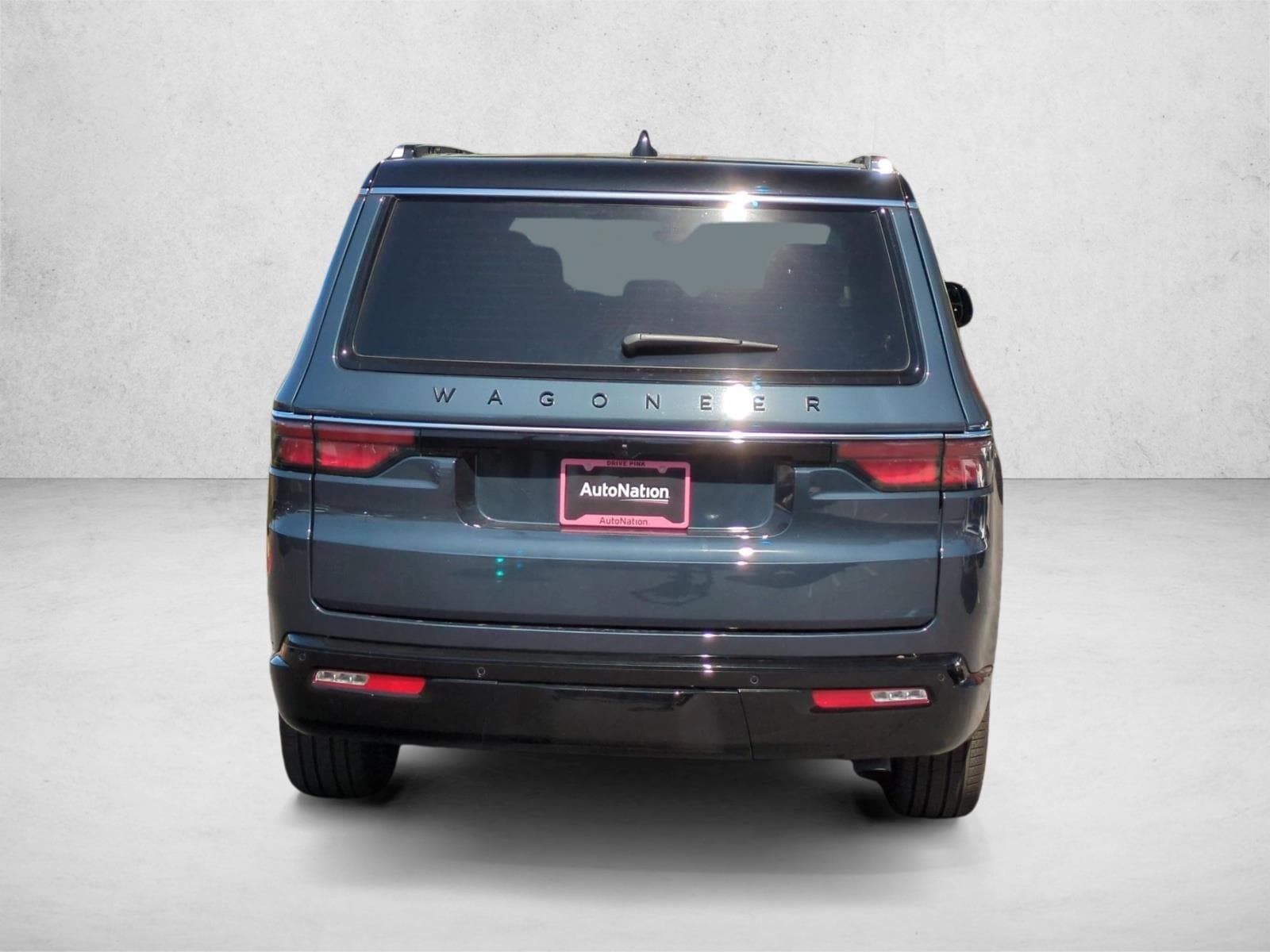 2025 Jeep Wagoneer Series III - Photo 8