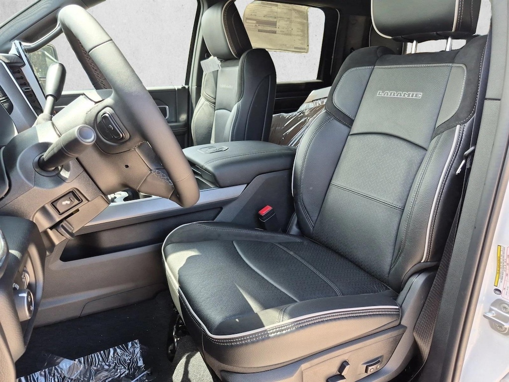 New 2026 Ram 3500 Laramie Truck Crew Cab