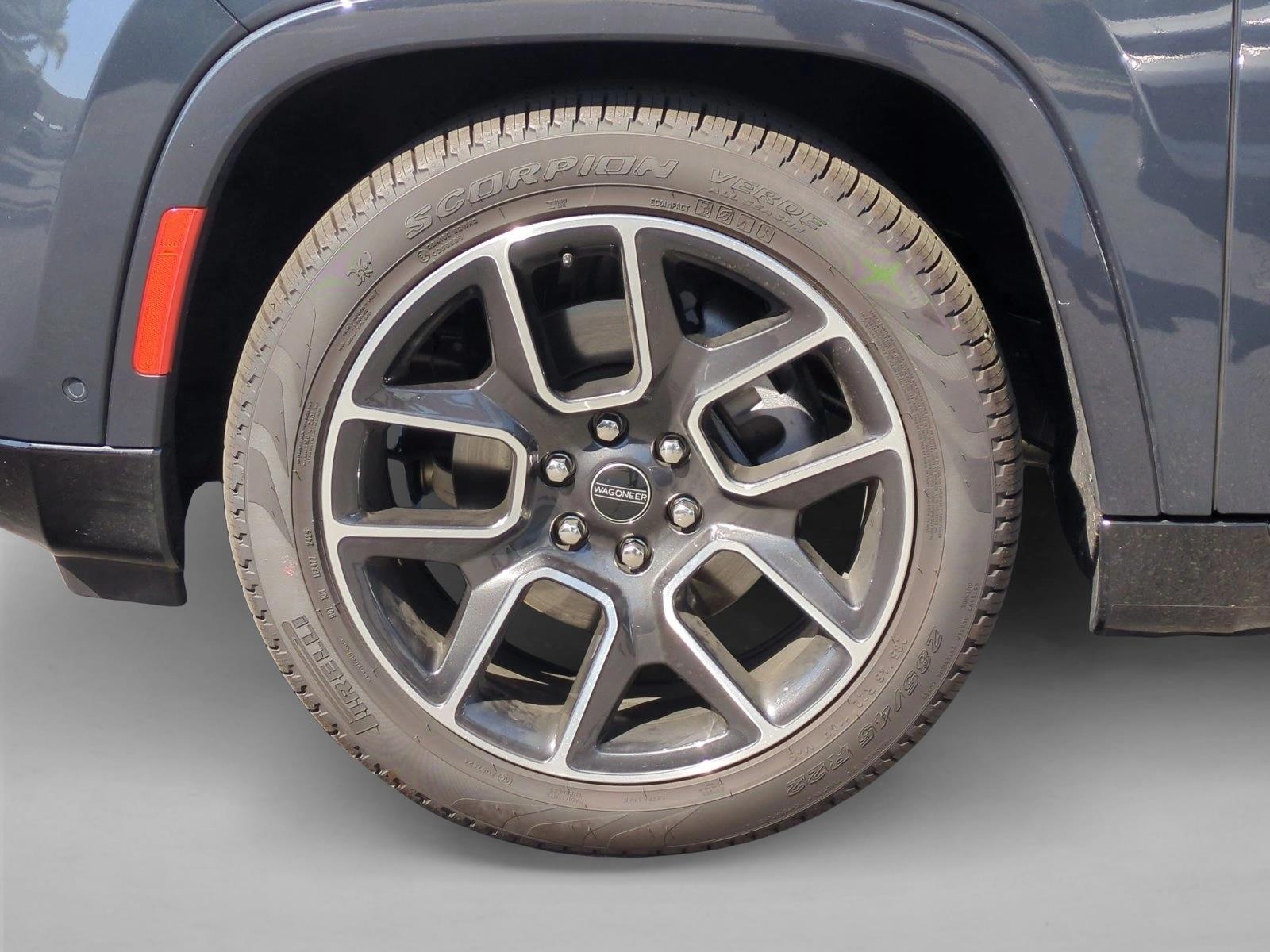 2025 Jeep Wagoneer Series III - Photo 10