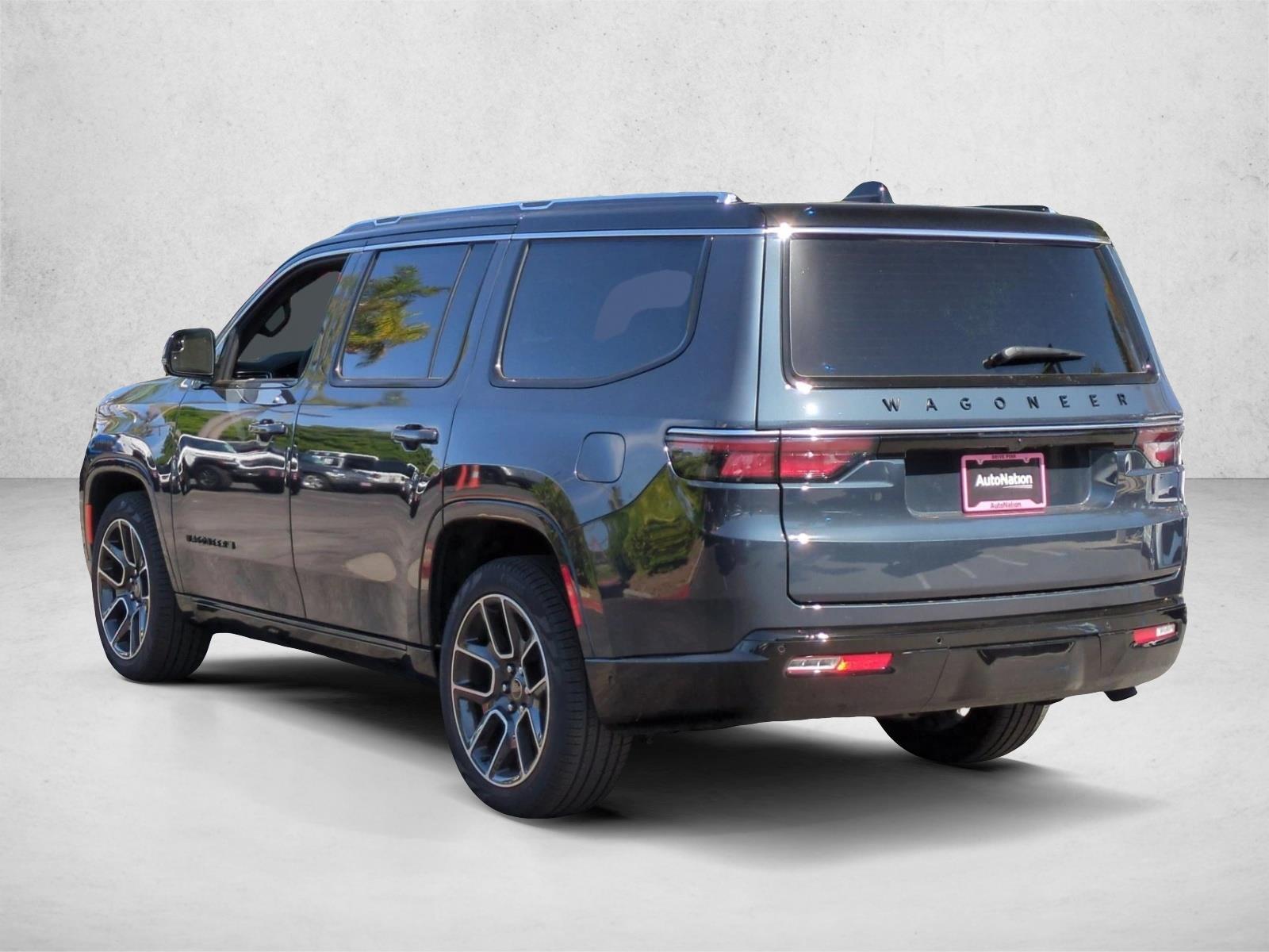 2025 Jeep Wagoneer Series III - Photo 9