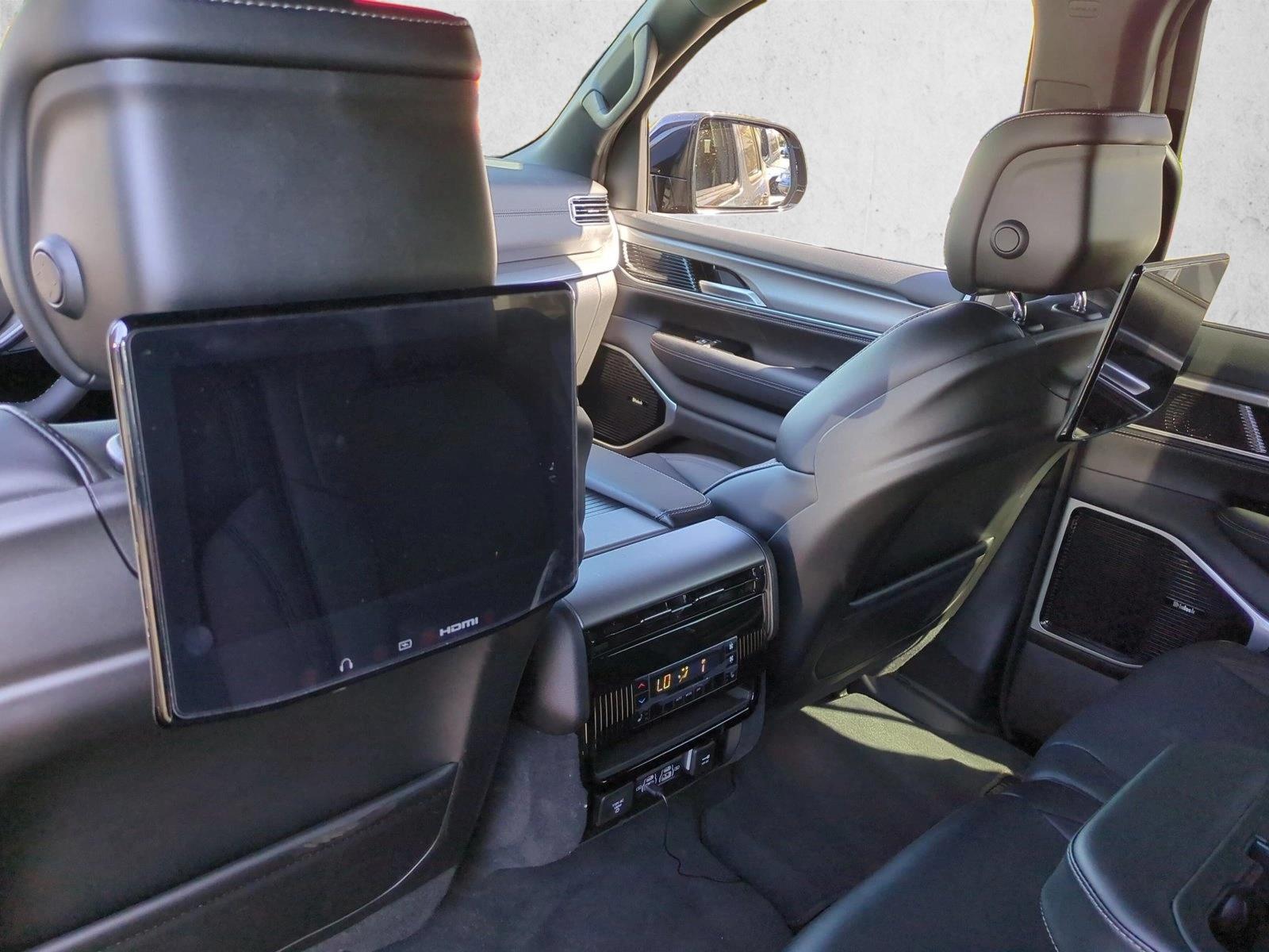2025 Jeep Wagoneer Series III - Photo 20