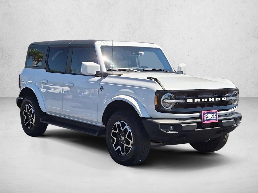 Used 2025 Ford Bronco Outer Banks SUV
