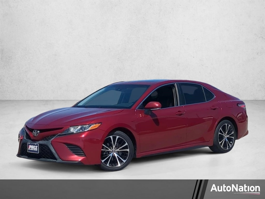 Used 2018 Toyota Camry SE 4dr Car