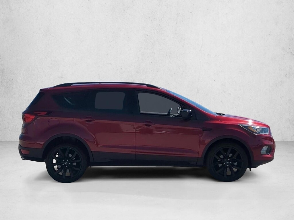 Used 2019 Ford Escape SE Sport Utility