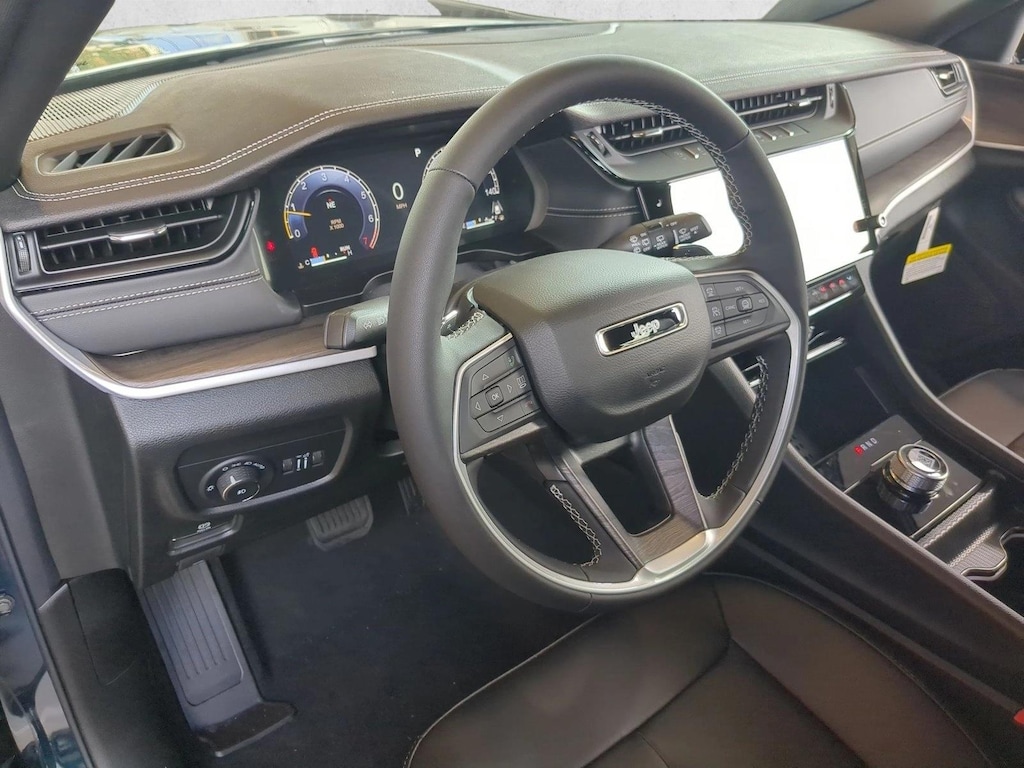 New 2027 Jeep Grand Cherokee Limited SUV