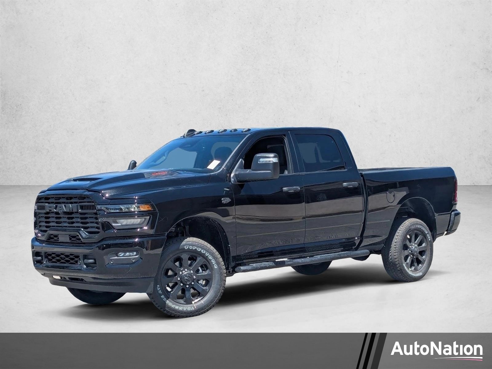 2027 RAM 2500 Pickup Tradesman/Black Express