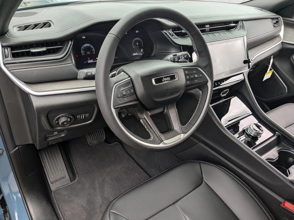 New 2026 Jeep Grand Cherokee Limited SUV