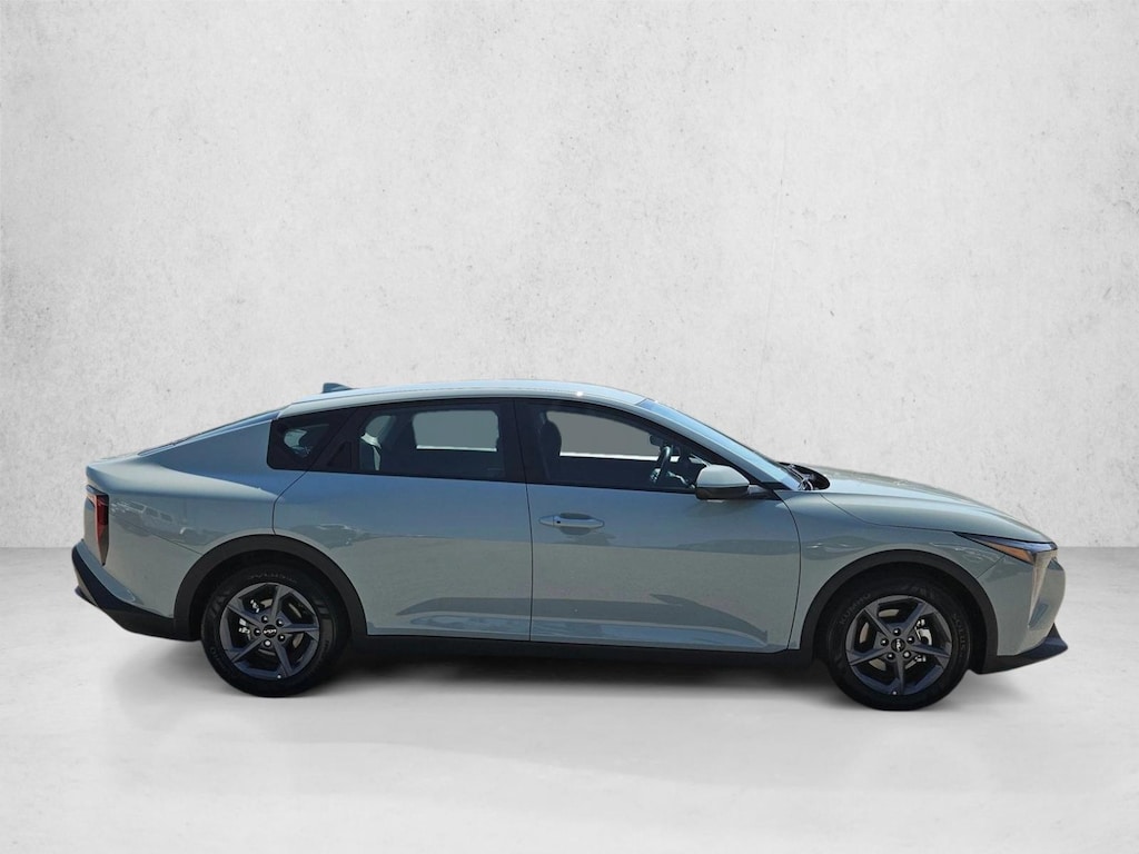 Used 2025 Kia K4 LXS 4dr Car