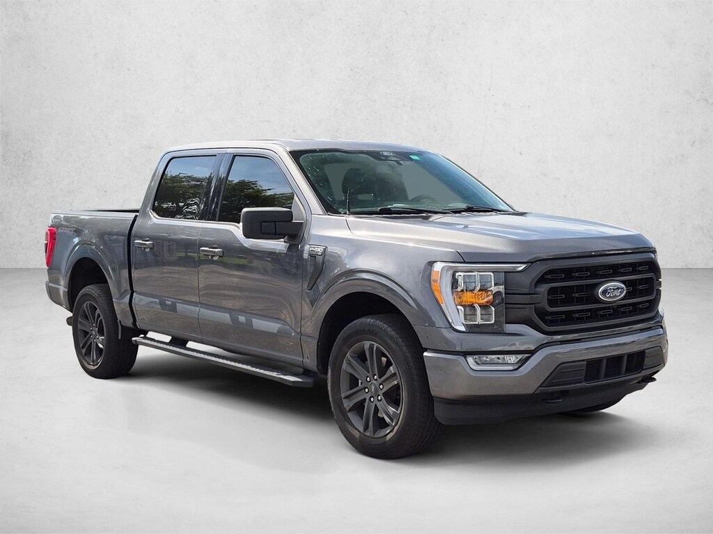 Used 2022 Ford F-150 XLT Truck SuperCrew Cab
