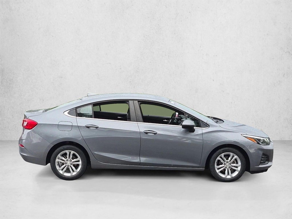 Used 2019 Chevrolet Cruze LT Sedan