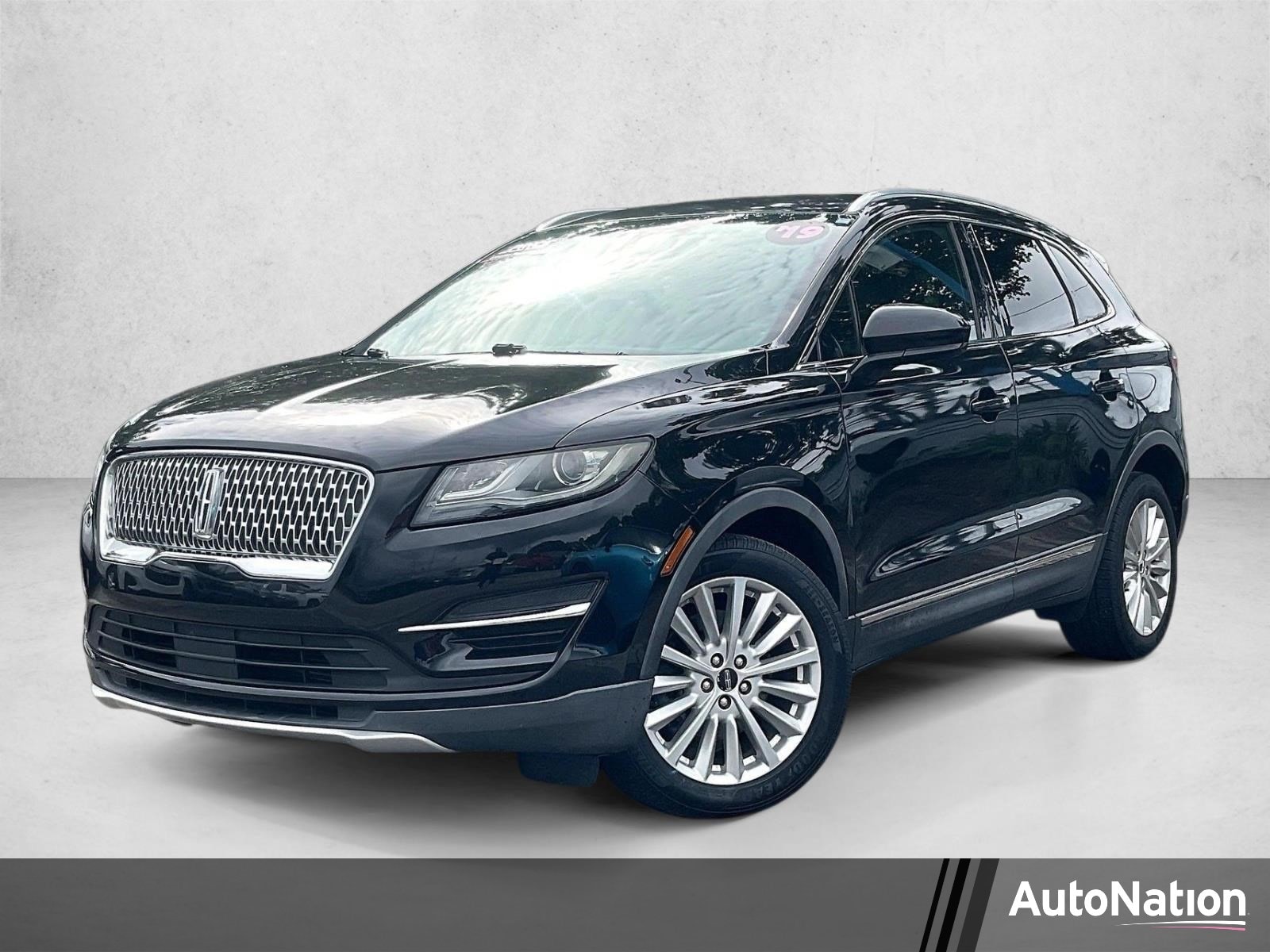 2019 Lincoln MKC Base