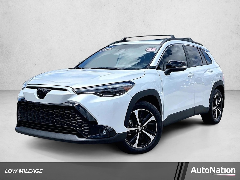 Used 2025 Toyota Corolla Cross Hybrid Hybrid XSE SUV
