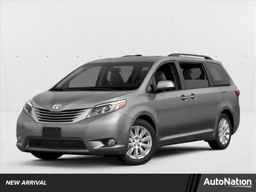 Used 2017 Toyota Sienna XLE Auto Access Seat Van