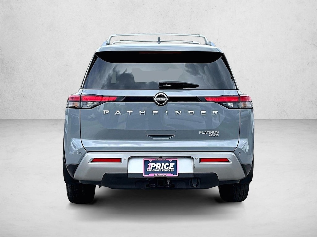 Used 2024 Nissan Pathfinder Platinum SUV