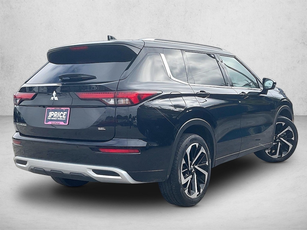 Used 2024 Mitsubishi Outlander SEL SUV