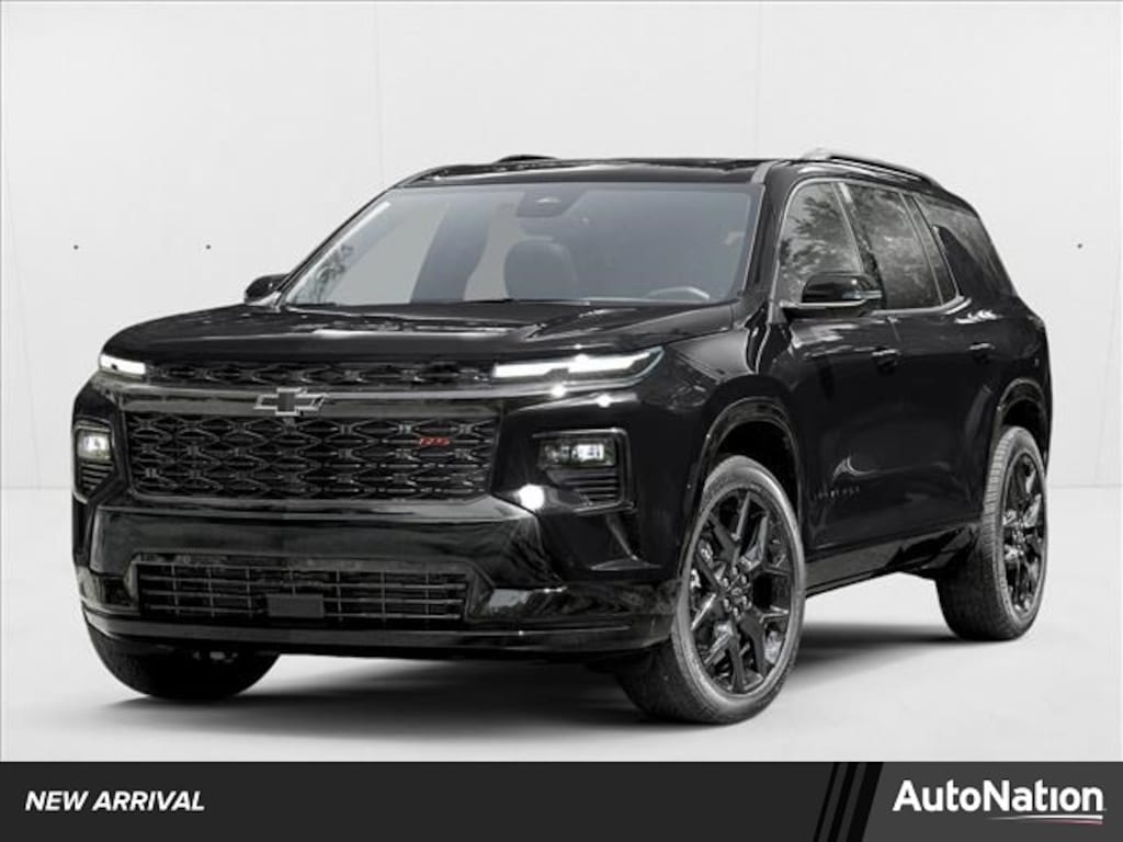Used 2025 Chevrolet Traverse FWD LT SUV