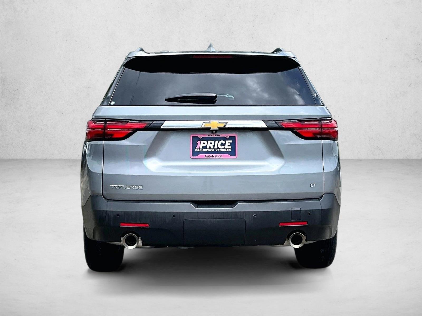 Used 2023 Chevrolet Traverse LT Cloth SUV